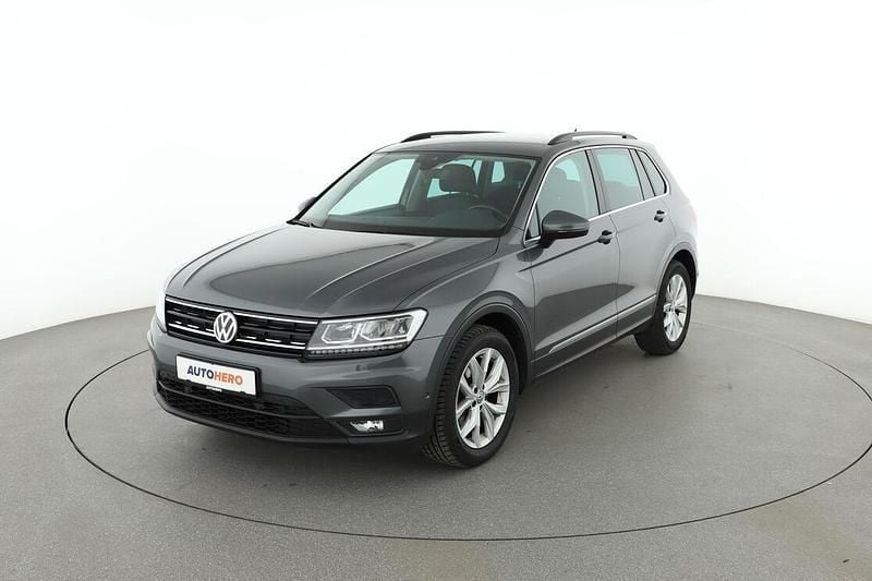 Grau Gebraucht 2019 VW Tiguan Comfortline SUV | 20.300 € (Fairer Preis) - Bild 1/3