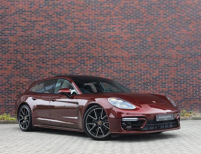 Rot Gebraucht 2022 Porsche Panamera S E-Hybrid Sport Turismo Limousine | 96.740 € (Teuer) - Bild 1/4