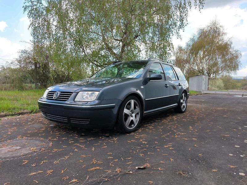 Second-hand VW Bora 101 CP (74 kW) 2002 Gri Break