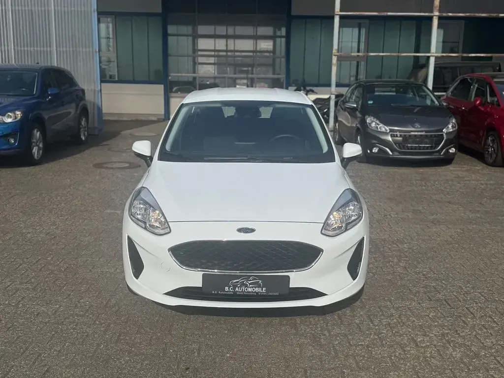 Gebraucht Ford Fiesta Trend 75 PS (55 kW) 2020 Weiß Kleinwagen