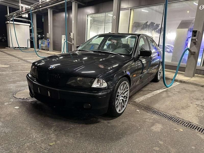 Gebraucht BMW 320 Sport Line 170 PS (125 kW) 2000 Limousine