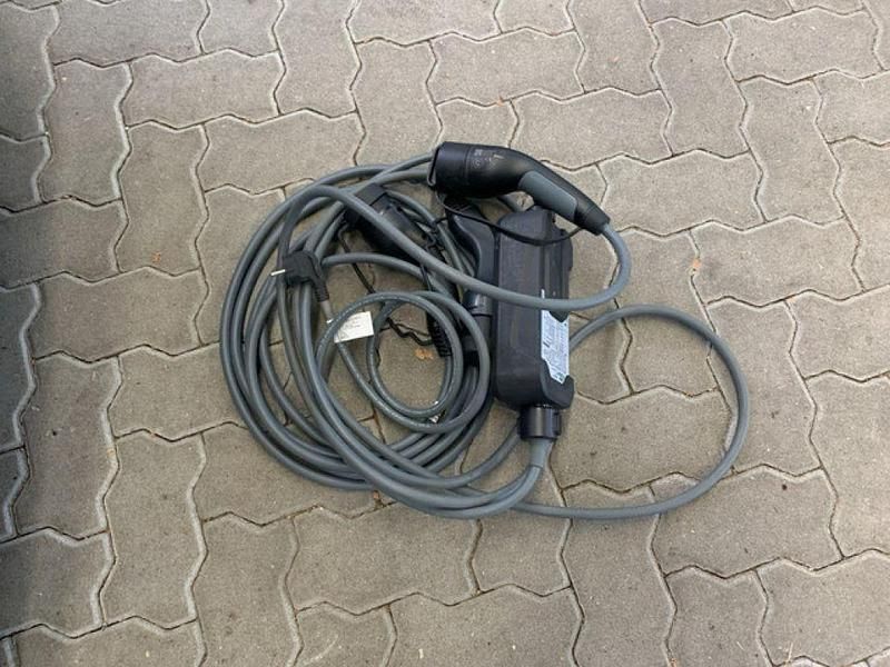 Gebraucht Mini Cooper 135 kW (184 PS) 2022 Grau / moonwalk grey (metallic) Kleinwagen