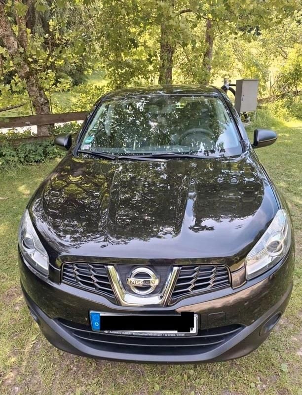 Schwarz Gebraucht 2012 Nissan Qashqai Visia SUV | 5.899 € (Fairer Preis) - Bild 1/4