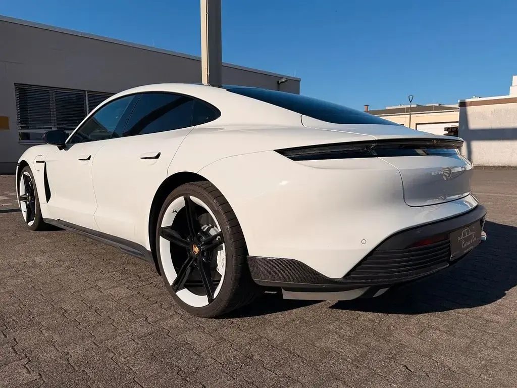 Gebraucht Porsche Taycan 300 kW (408 PS) 2021 Weiß Limousine