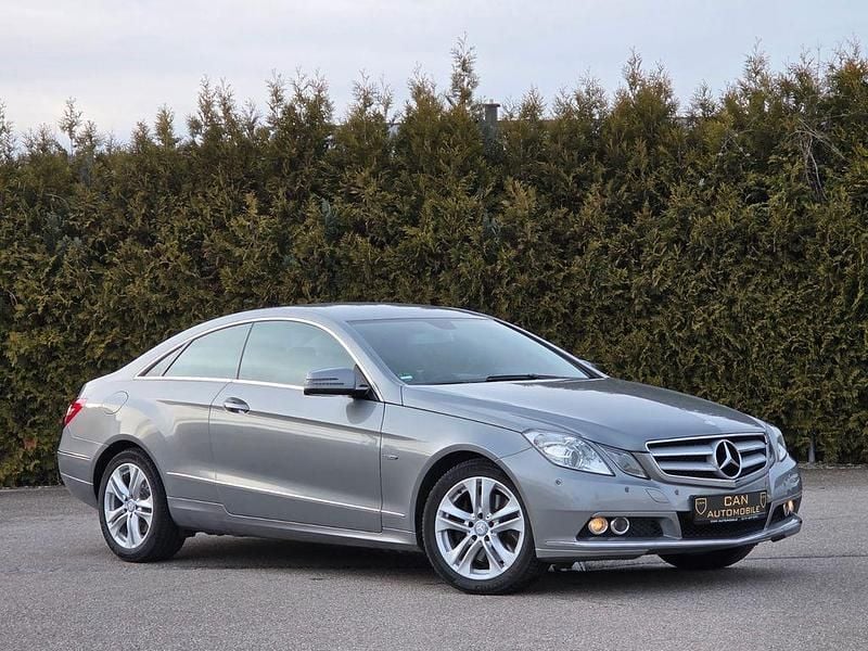 Gebraucht Mercedes E350 292 PS (214 kW) 2010 Silber Coupé