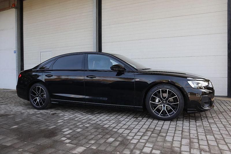 Gebraucht Audi A8L S-Line 286 PS (210 kW) 2025 Schwarz Limousine