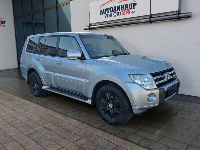 Other Gebraucht 2010 Mitsubishi Pajero Intense SUV | 10.980 € (Fairer Preis) - Bild 1/4