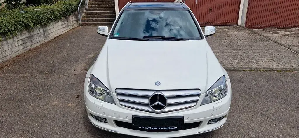 Gebraucht Mercedes C280 231 PS (169 kW) 2007 Weiß Limousine