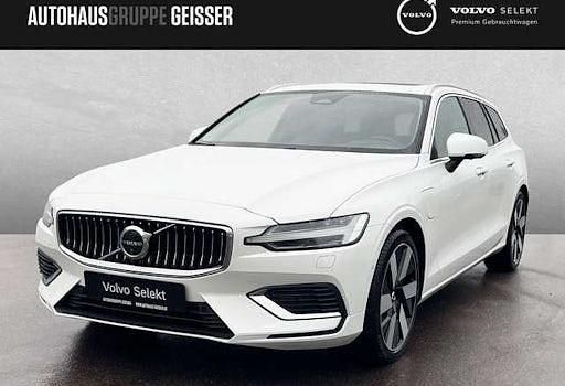 Gebraucht Volvo V60 Plus 350 PS (257 kW) 2025 Crystal weiß perleffekt Kombi