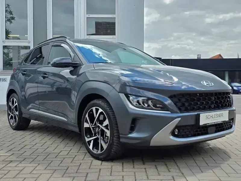Gebraucht Hyundai Kona Prime 199 PS (146 kW) 2023 Ecotronic grey SUV