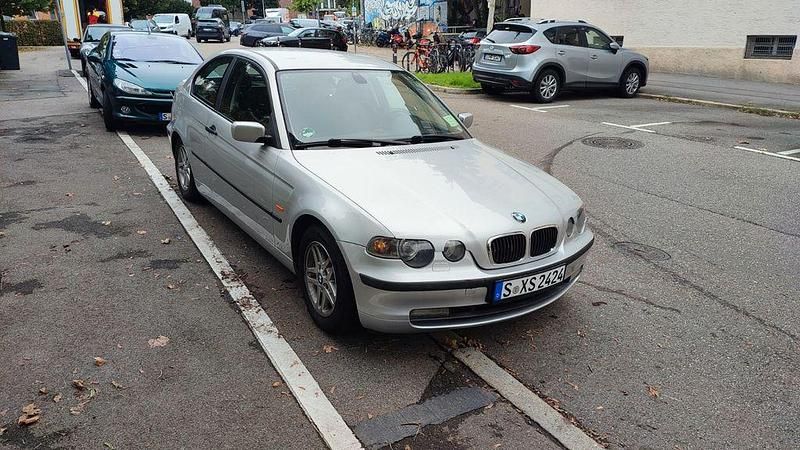 Silber Gebraucht 2001 BMW 316 Compact Sport Line Kleinwagen | 2.000 € (Guter Preis) - Bild 1/4