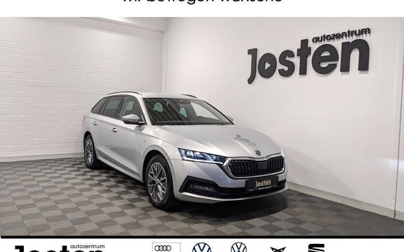 Gebraucht Skoda Octavia Tour 110 PS (80 kW) 2023 Brilliantsilber metallic Kombi