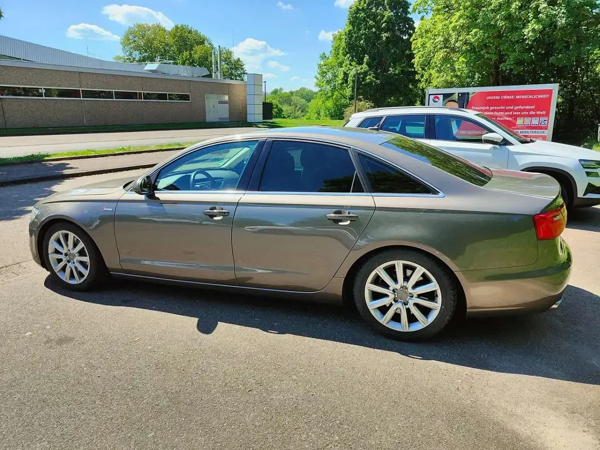 Gebraucht Audi A6 310 PS (228 kW) 2013 Grau Limousine