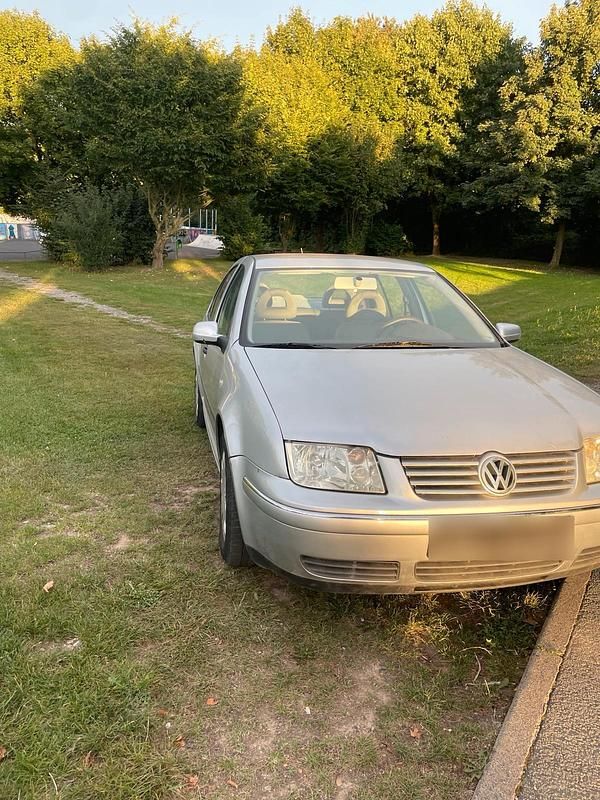 Gebraucht VW Bora 105 PS (77 kW) 2000 Grau Limousine