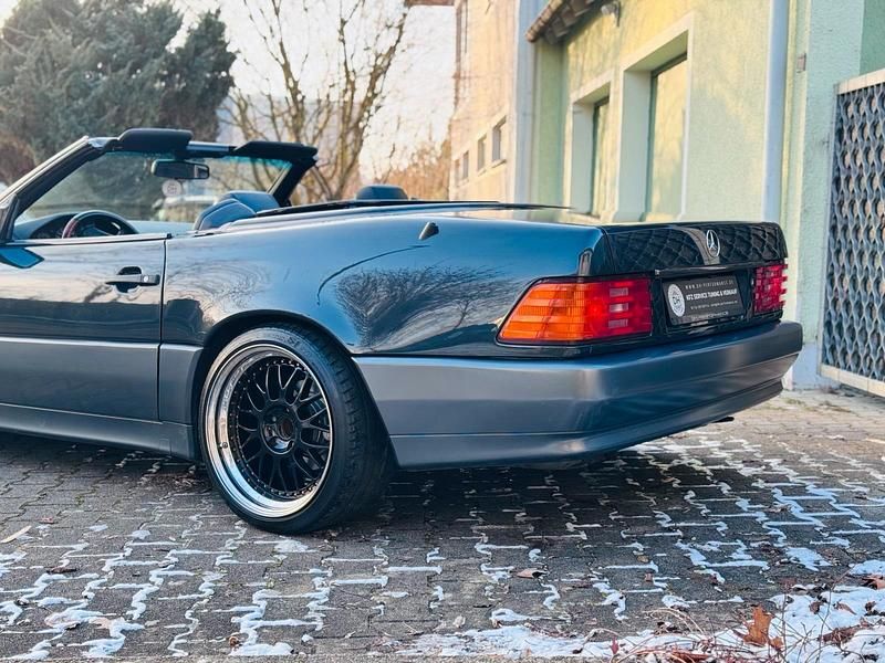 Gebraucht Mercedes SL500 326 PS (239 kW) 1992 Schwarz Cabrio