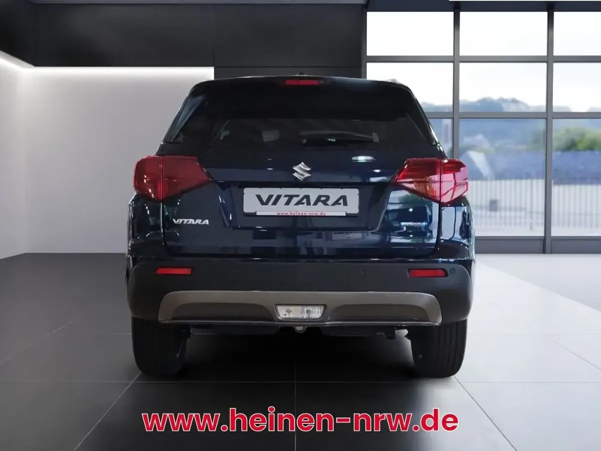 Neu Suzuki Vitara Comfort 110 PS (80 kW) 2026 Sphere blue pearl/cosmic black SUV