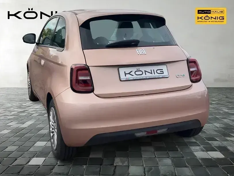 Gebraucht Fiat 500e Basis 86 kW (118 PS) 2023 Gold Kleinwagen