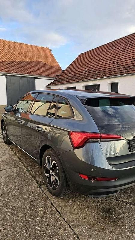 Gebraucht Skoda Scala Ambition 150 PS (110 kW) 2020 Grau Kleinwagen