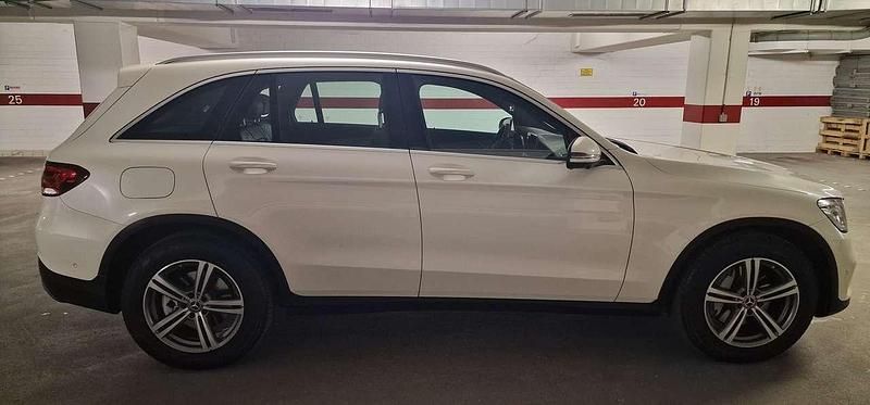 Gebraucht Mercedes GLC300 258 PS (189 kW) 2020 Weiß SUV