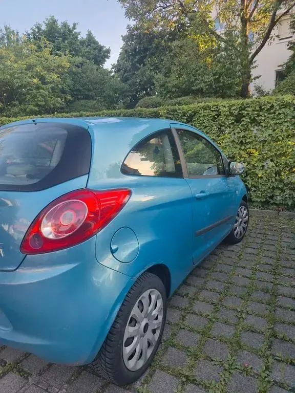 Gebraucht Ford Ka Titanium 69 PS (50 kW) 2009 Blau Kleinwagen