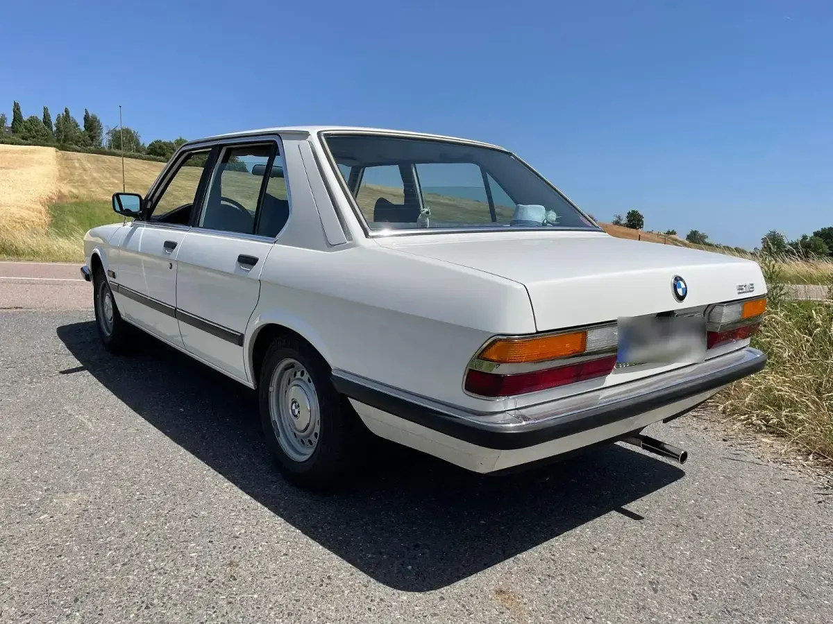 Gebraucht BMW 518 90 PS (66 kW) 1981 Weiß Limousine