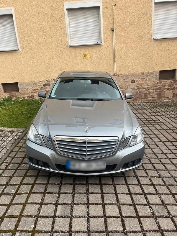 Gebraucht Mercedes 200 184 PS (135 kW) 2009 Grau Limousine
