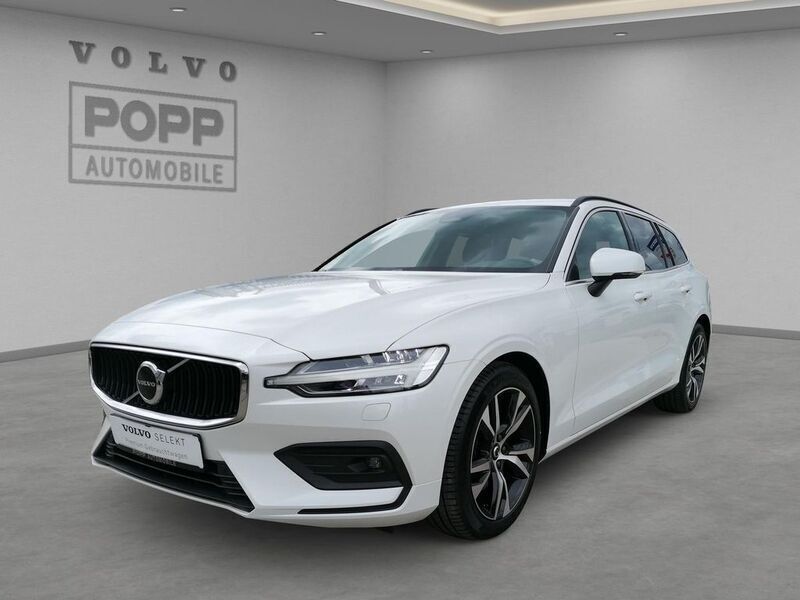Crystal white pearl / metallic Gebraucht 2024 Volvo V60 Core Kombi | 35.790 € (Guter Preis) - Bild 1/4