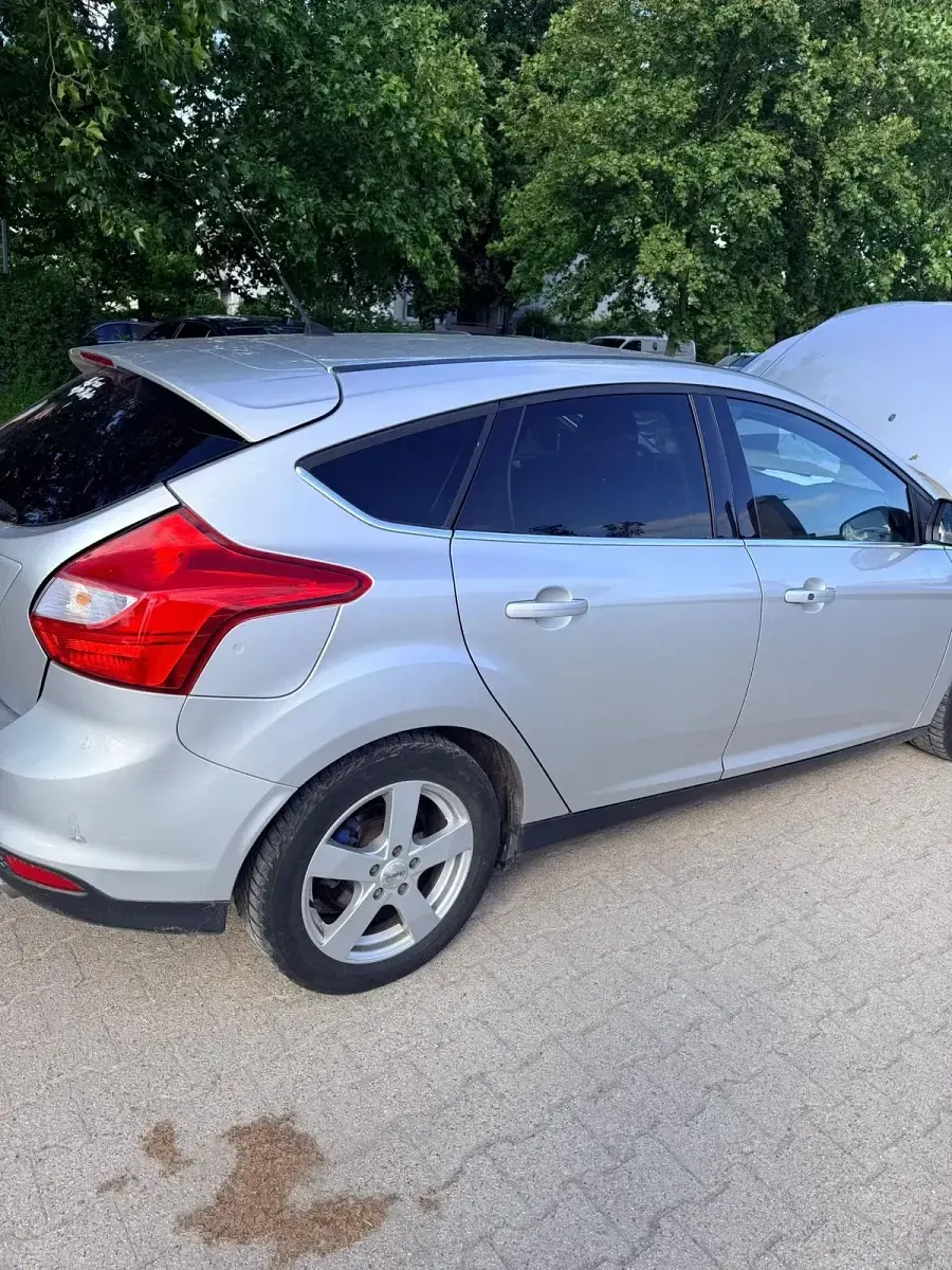Używany Ford Focus 150 KM (110 kW) 2012 Srebrny Hatchback