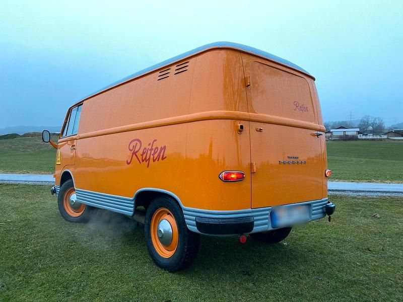 Second-hand Ford Transit 55 CP (40 kW) 1964 Andere farben Monovolum