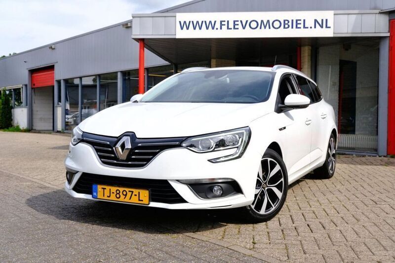 Weiß Gebraucht 2018 Renault Mégane IV Bose Edition Kombi | 11.450 € (Fairer Preis) - Bild 1/4