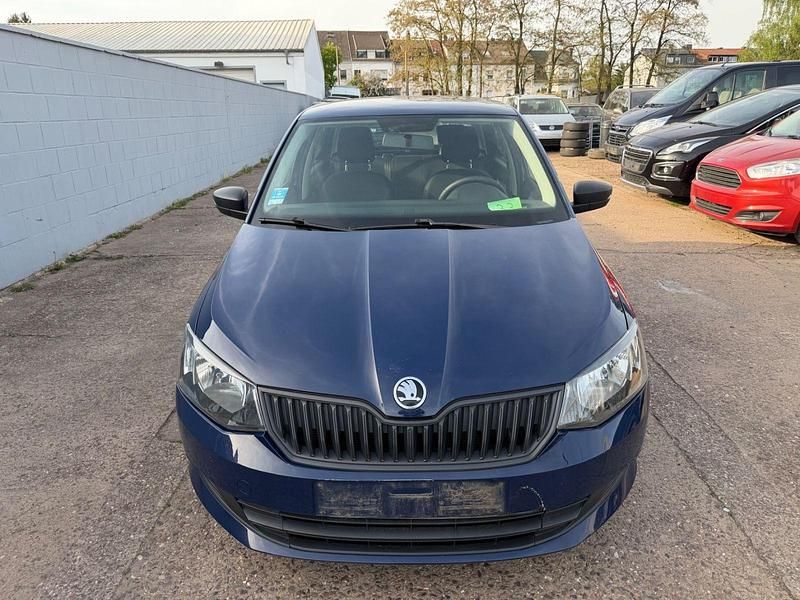 Używany Skoda Fabia 75 KM (55 kW) 2016 Niebieski Hatchback
