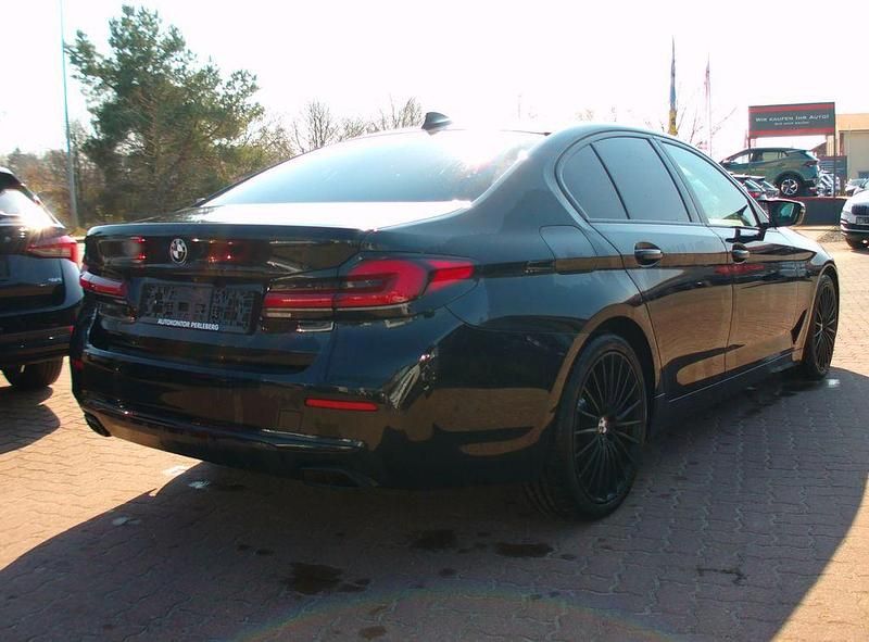 Gebraucht BMW 520 Shadowline 190 PS (139 kW) 2021 Schwarz Limousine