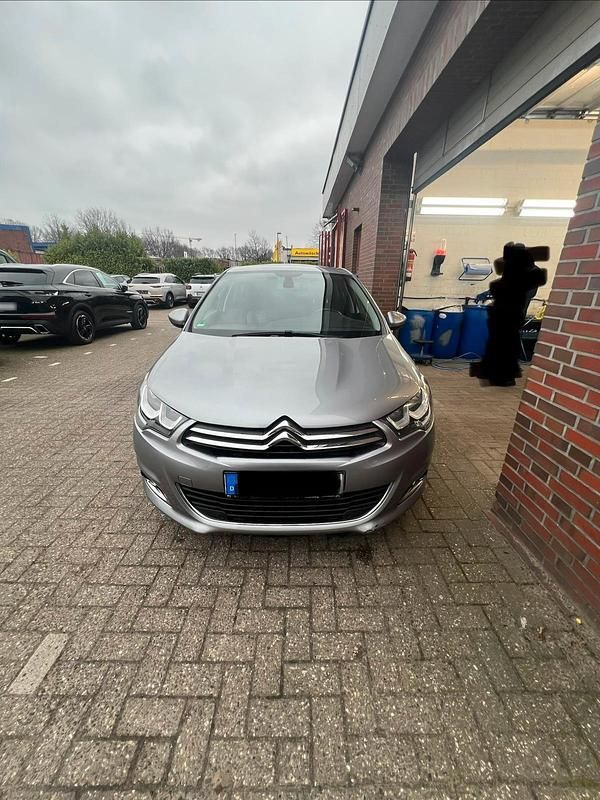 Gebraucht Citroën C4 Shine 131 PS (96 kW) 2016 Grau Kombi