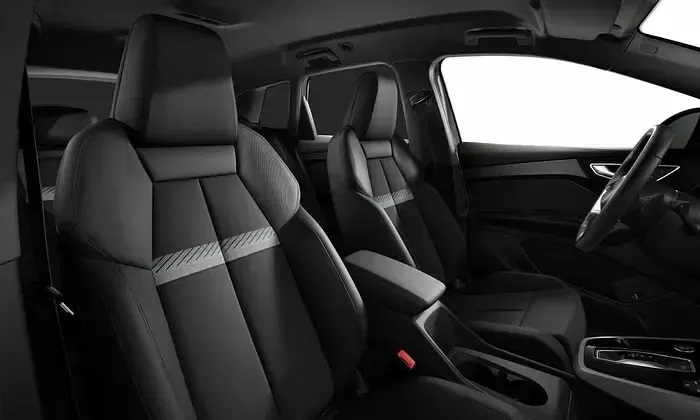 Gebraucht Audi Q4 e-tron Ambiente 210 kW (286 PS) 2025 Kieselgrau SUV