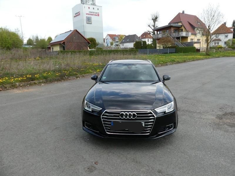 Second-hand Audi A4 Ambiente 190 CP (139 kW) 2016 Negru Break