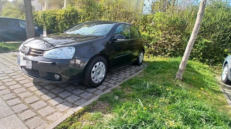 Occasion VW Golf IV 102 ch (75 kW) 2005 Noir Berline