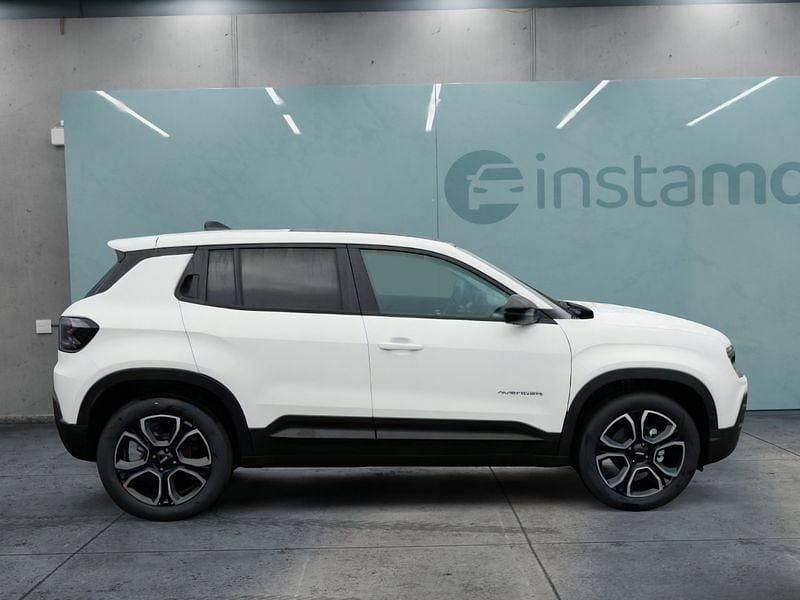 Weiß Neu 2025 Jeep Avenger Summit SUV | 26.749 € (Fairer Preis) - Bild 1/4