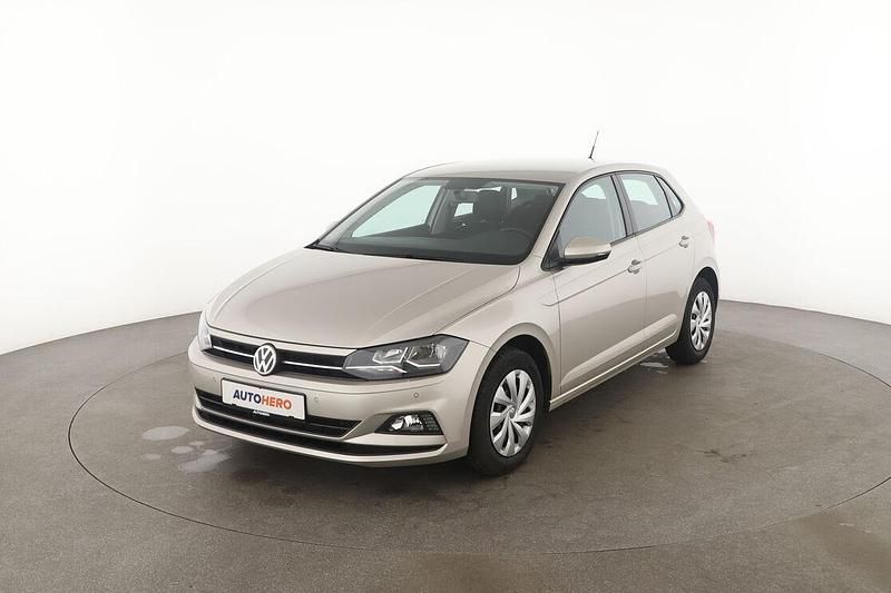 Grau Gebraucht 2019 VW Polo Comfortline Kleinwagen | 12.210 € (Guter Preis) - Bild 1/3