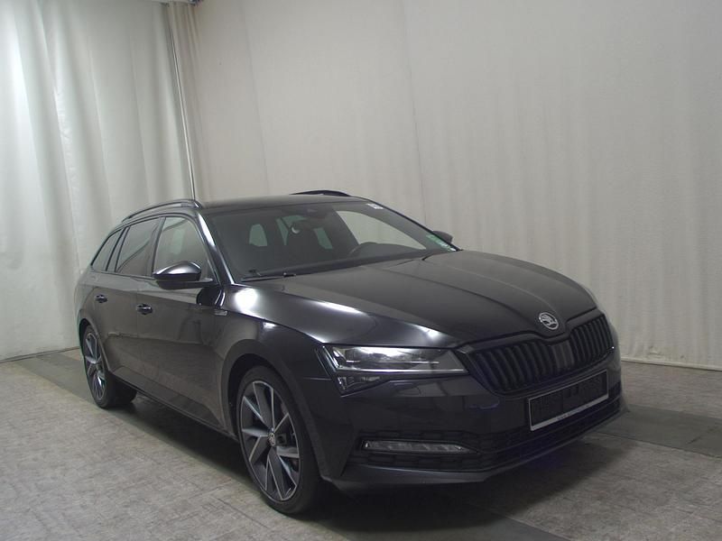 Gebraucht Skoda Superb SportLine 200 PS (147 kW) 2021 Schwarz Kombi