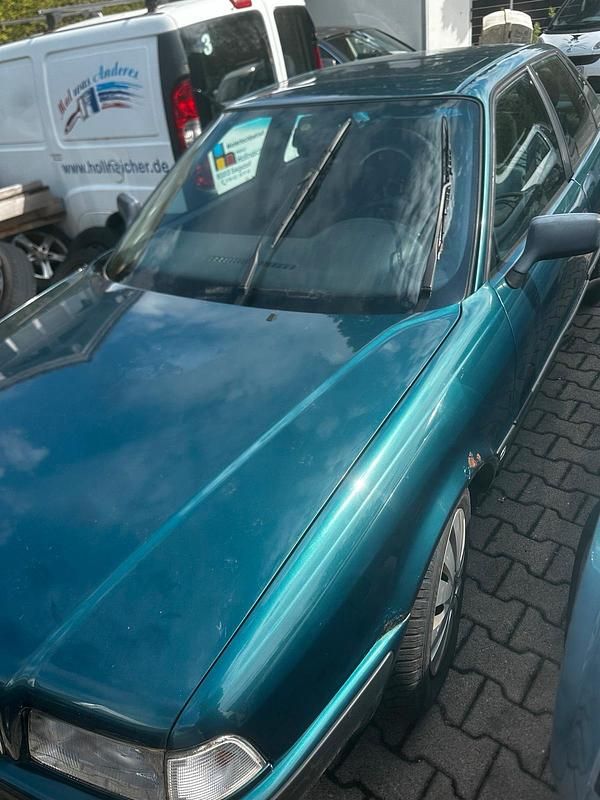 Second-hand Audi 80 90 CP (66 kW) 1995 Verde Berlinǎ
