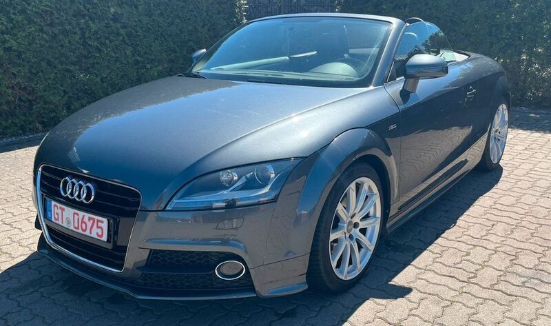 Grau Gebraucht 2011 Audi TT Roadster Comfort Cabrio | 10.000 € (Superpreis) - Bild 1/2