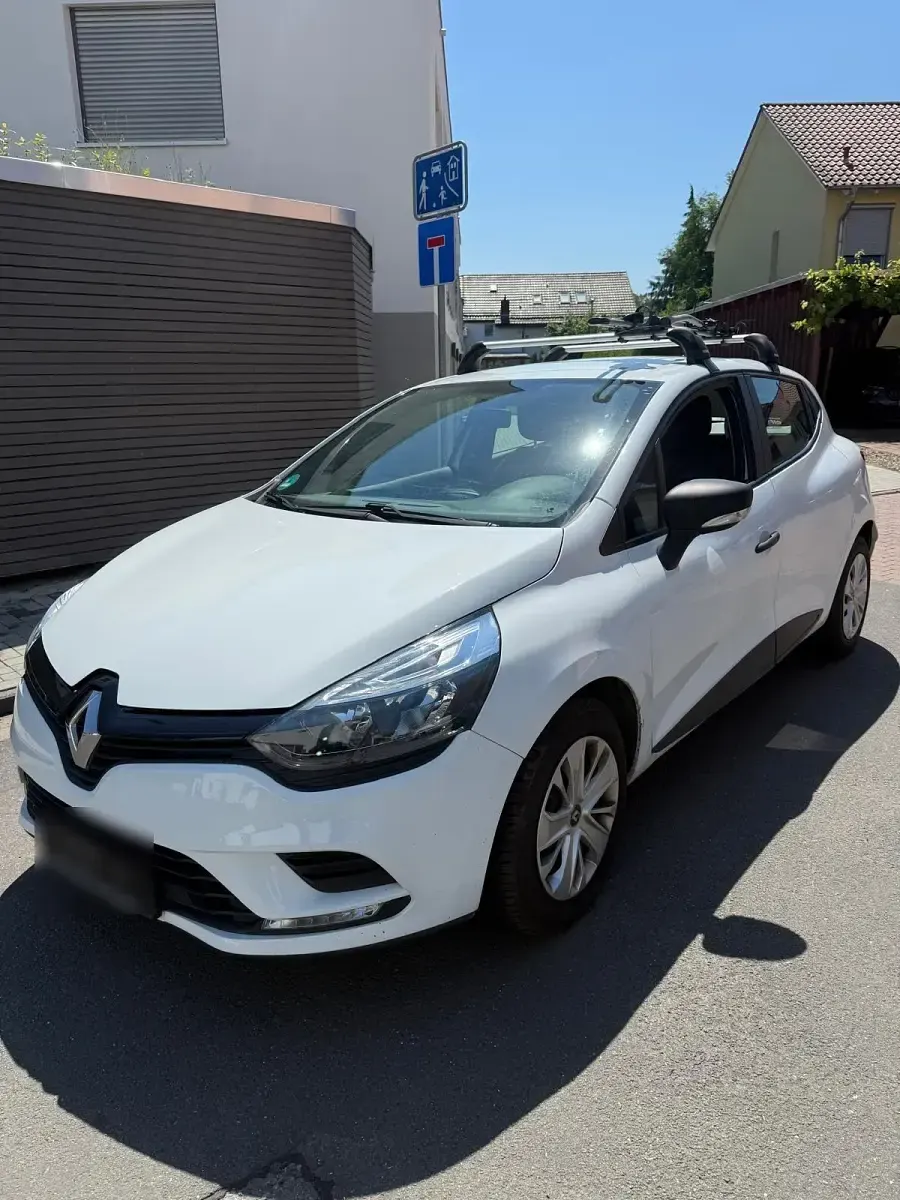 Gebraucht Renault Clio 76 PS (55 kW) 2019 Weiß Kleinwagen