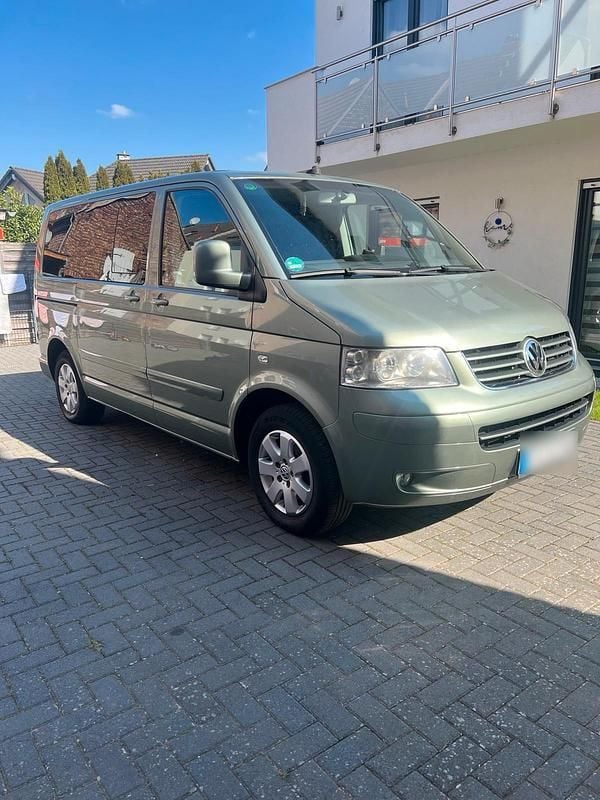 Gebraucht VW T5 174 PS (127 kW) 2003 Grün Van