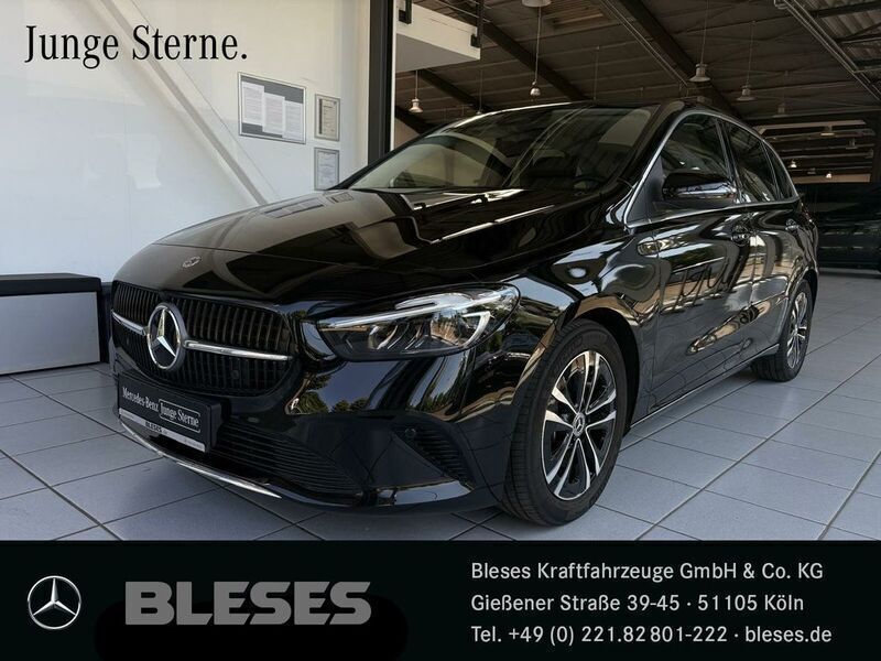 Schwarz Gebraucht 2023 Mercedes B200 Progressive Van / Kleinbus | 31.950 € (Teuer) - Bild 1/4