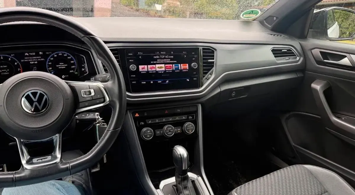 Gebraucht VW T-Roc Cabriolet R-line 150 PS (110 kW) 2021 Weiß Cabrio
