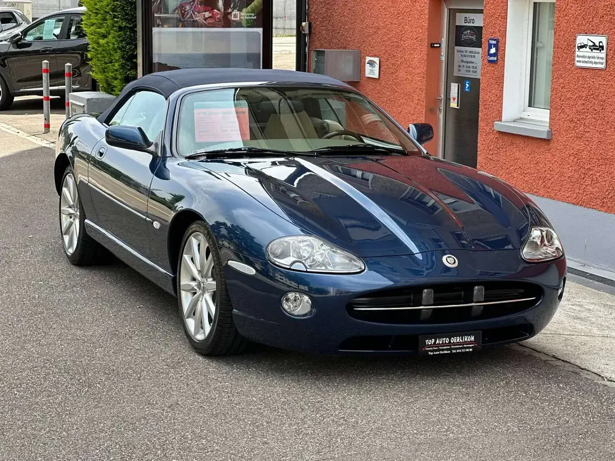Gebraucht Jaguar XK8 284 PS (208 kW) 1996 Blau Cabrio