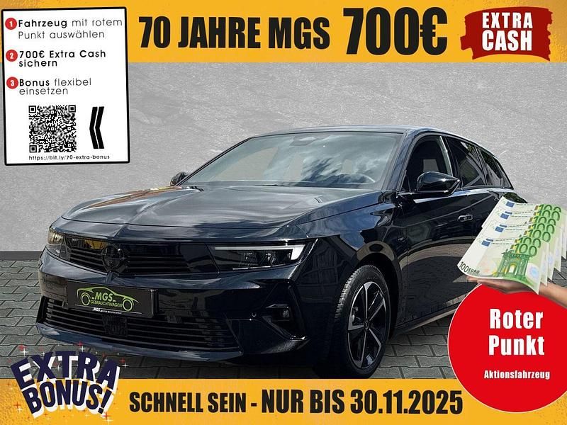 Lackierung schwarz perla nera/typ aussenverkleidung metallic perlmutt Gebraucht 2024 Opel Astra GS Line Kombi | 27.480 € (Fairer Preis) - Bild 1/4