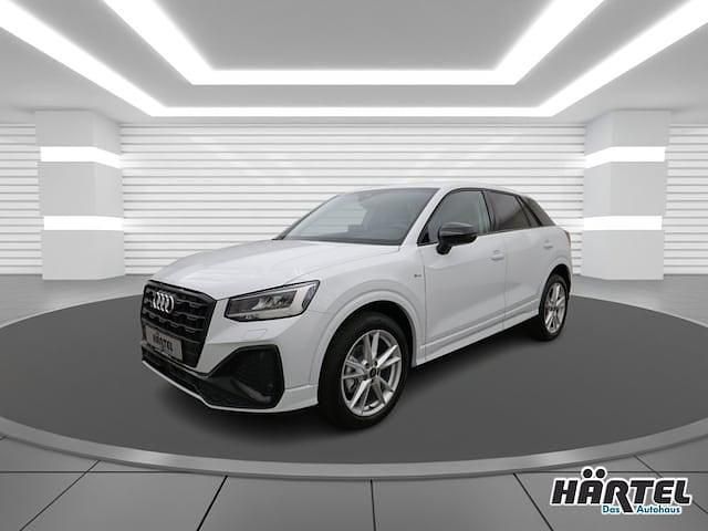 Neu Audi Q2 S-Line 150 PS (110 kW) 2025 Gletscherweiss SUV