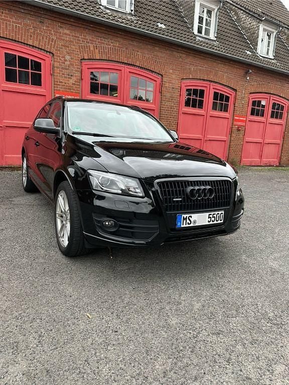 Schwarz Gebraucht 2011 Audi Q5 SUV | 11.499 € (Etwas zu teuer) - Bild 1/4
