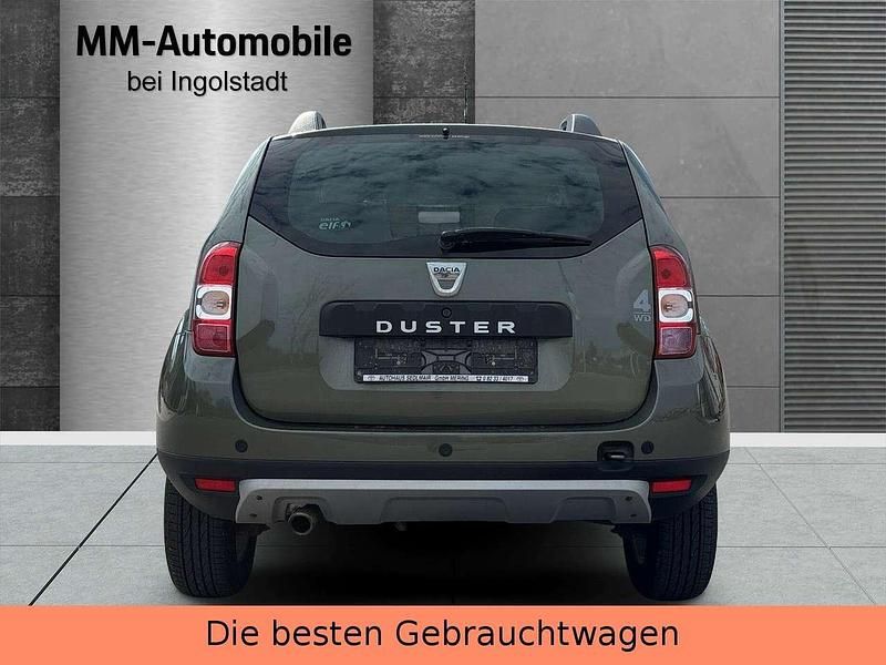 Gebraucht Dacia Duster Lauréate 110 PS (80 kW) 2014 Olive grey SUV